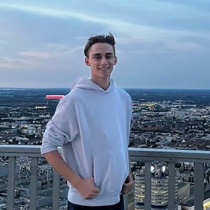 Meet your Posher, Geoffrrey